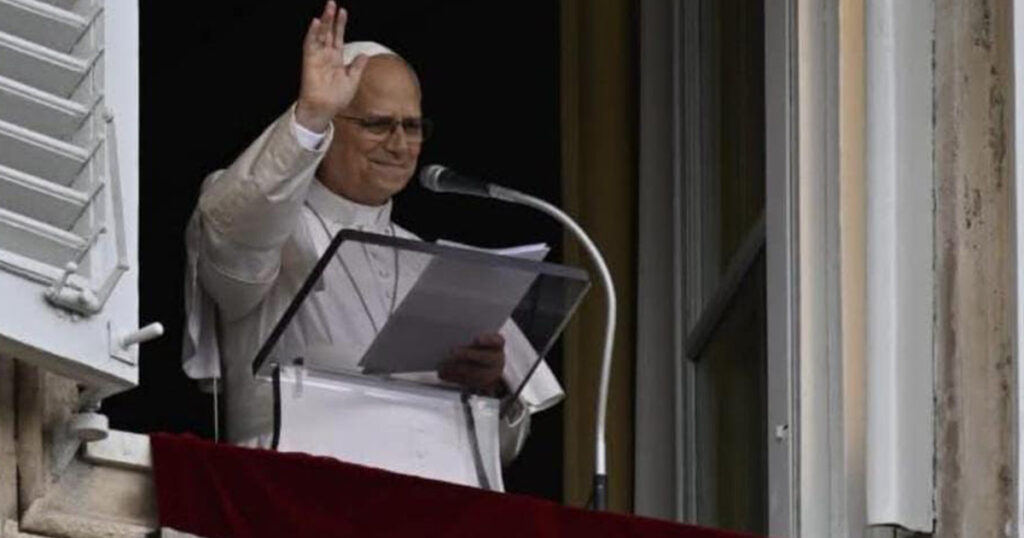 papa leone xiv angelus